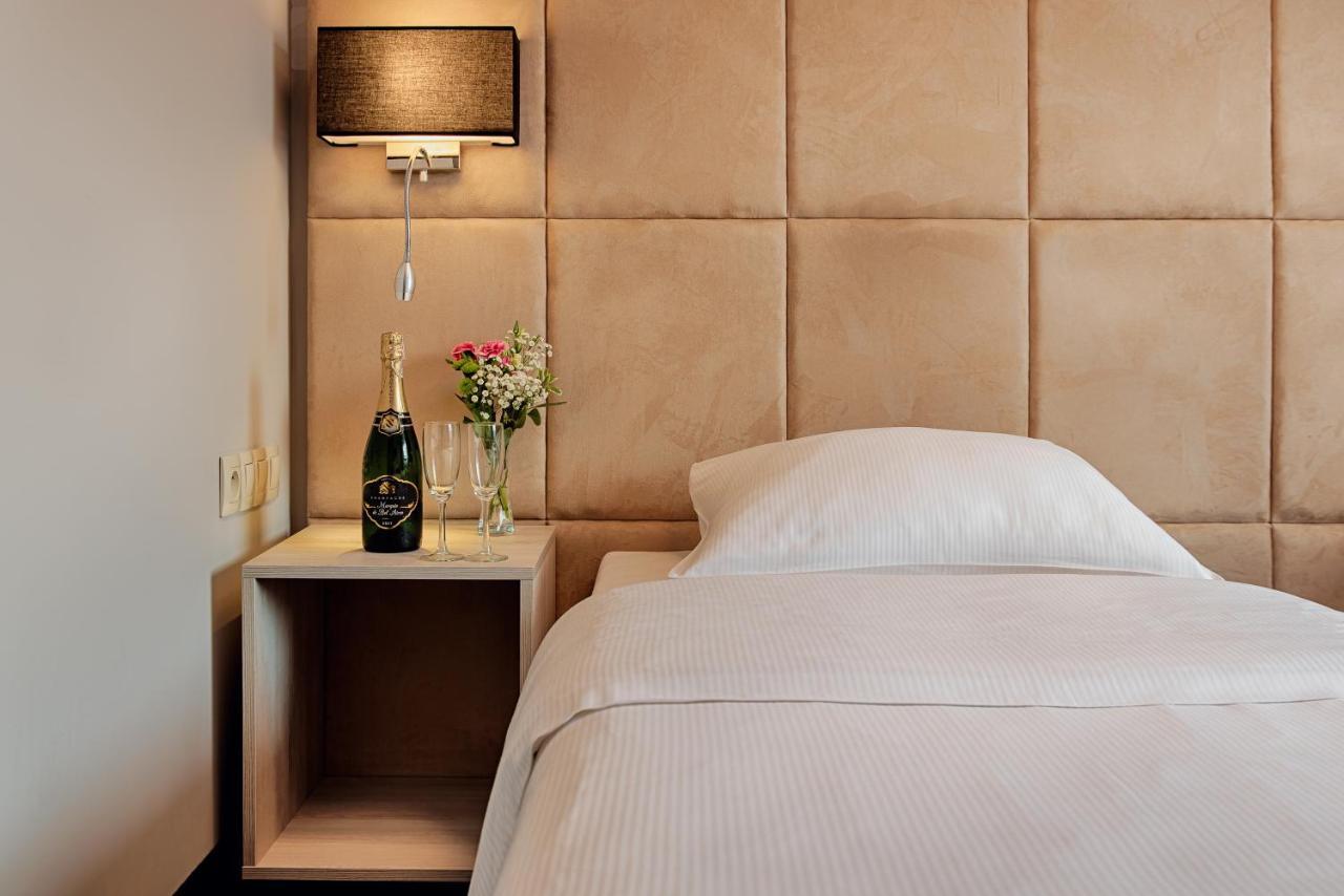 Citi Hotel'S Warszawa-Falenty Raszyn Eksteriør bilde